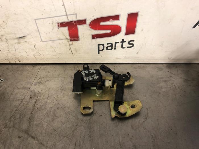Slotmechaniek Achterklep van een Volkswagen Touareg, Gebruikt, -, Volkswagen, -