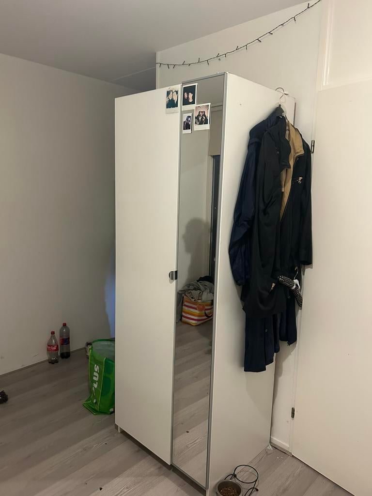 Gratis kledingkast, Huis en Inrichting, Ophalen of Verzenden, Zo goed als nieuw, 50 tot 75 cm, 150 tot 200 cm