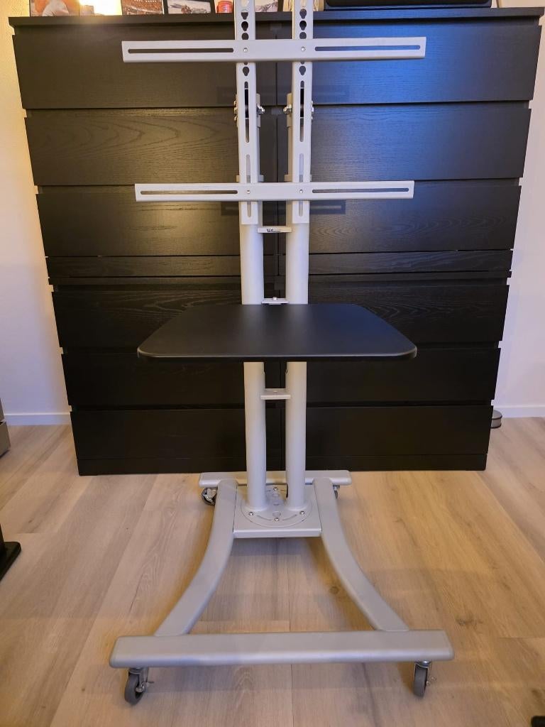 Neomounts TV trolley t/m 70 inch - 50KG, Audio, Tv en Foto, Televisiebeugels, Ophalen, Gebruikt
