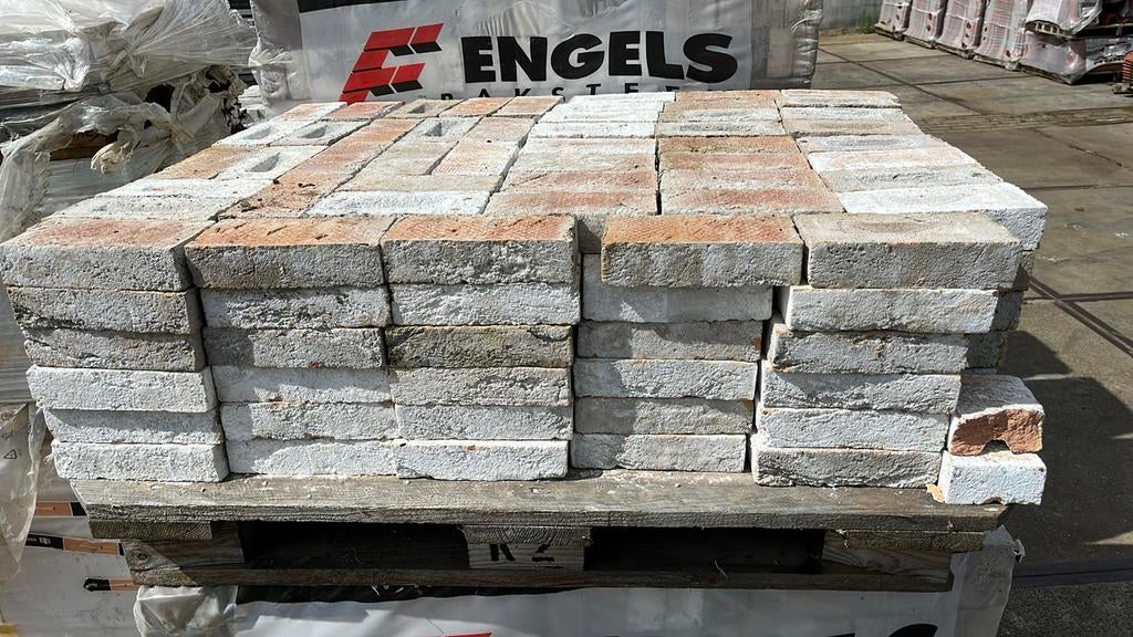 Engels bakstenen, Doe-het-zelf en Verbouw, Metselstenen, Ophalen, Zo goed als nieuw, Bakstenen