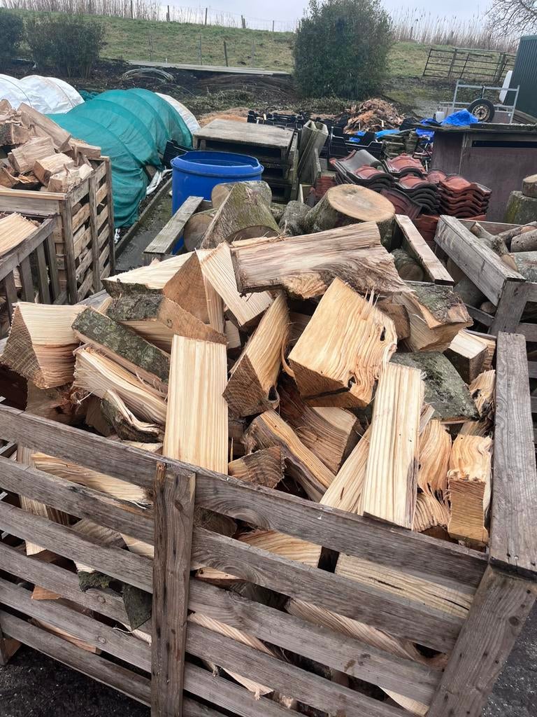 Essenhout, eik, beuk en haagbeuk haardhout goedkoop