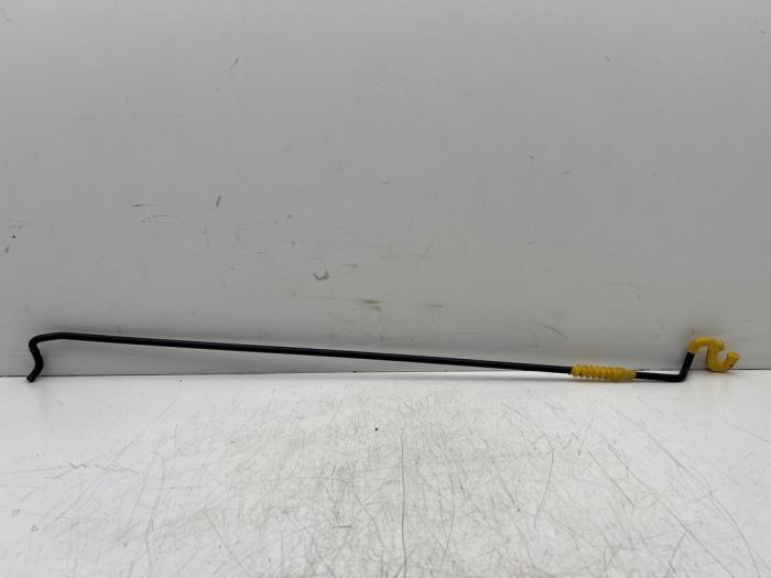 Motorkap Scharnier van een Cupra Formentor, Gebruikt, -, -, Ophalen of Verzenden