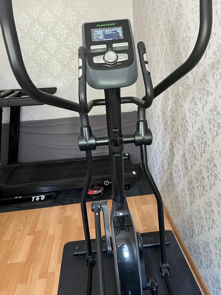 Tunturi crosstrainer, Ophalen, Zo goed als nieuw, Crosstrainer