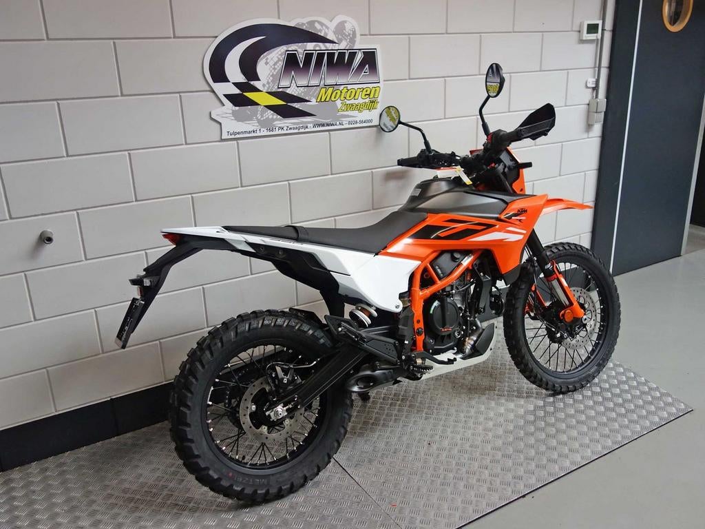 KTM 390 ENDURO R (2026), 390 cc, KTM, Bedrijf, Onbekend