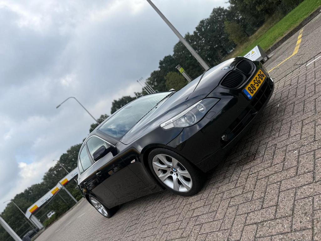 BMW 5-Serie 4.8 I 550 NL auto✅, Automaat, Achterwielaandrijving, 4799 cc, Zwart