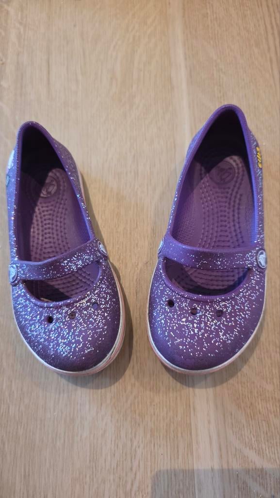 Leuke Crocs Hello Kitty schoentjes maat 10, Gebruikt, Crocs, Meisje, Schoenen