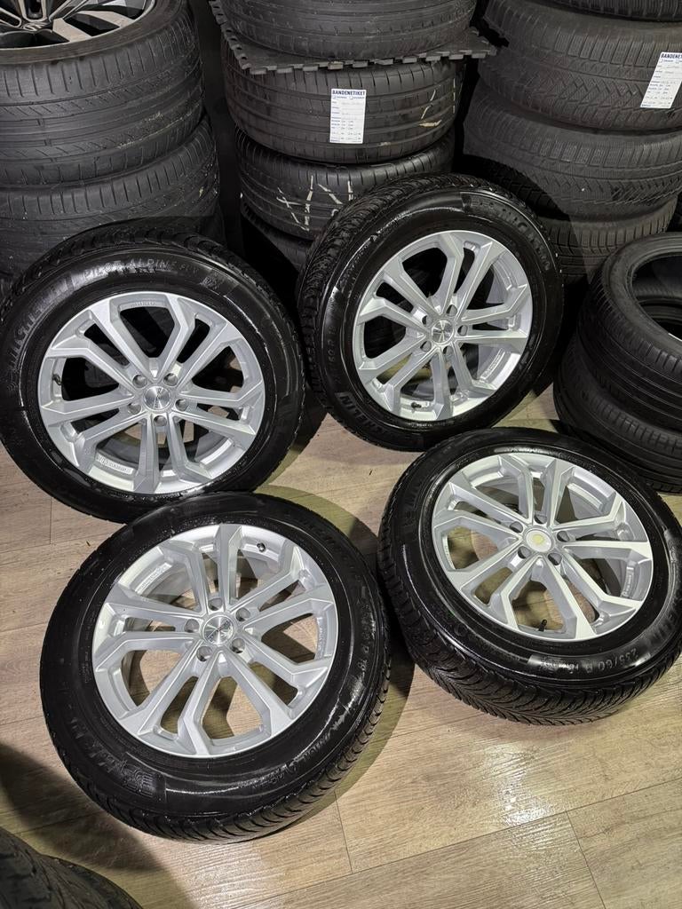 Dezent / 18 inch / winter / 5x112 / naaf 66,5, 18 inch, Dezent, ----, Banden en Velgen