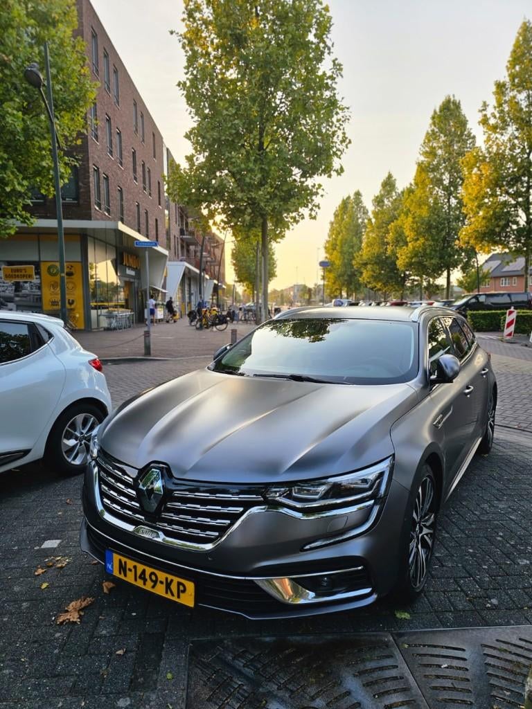 Renault Talisman - Initiale Paris - TCe 160pk EDC GPF 2021, Auto's, Renault, Automaat, 15 km/l, 1414 kg, Zwart