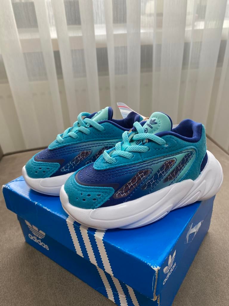 Adidas baby schoenen NIEUW, Kinderen en Baby's, Ophalen, Jongen of Meisje, Schoenen, Nieuw