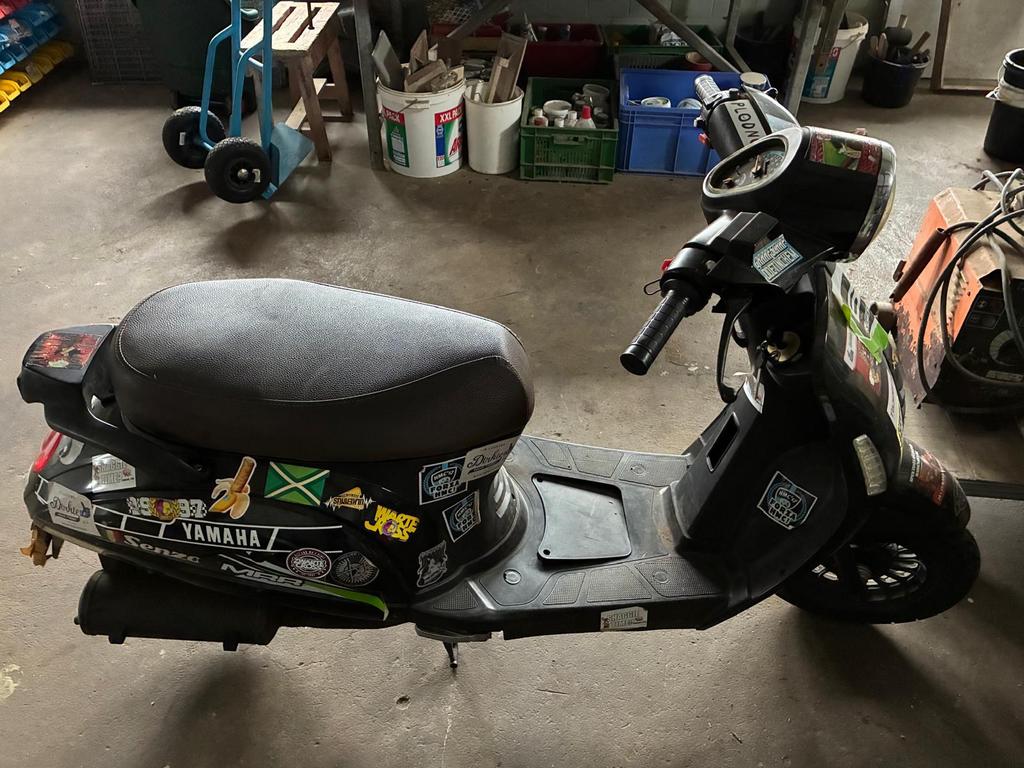 Beunscooter, Ophalen, Zo goed als nieuw, Benzine, Overige merken
