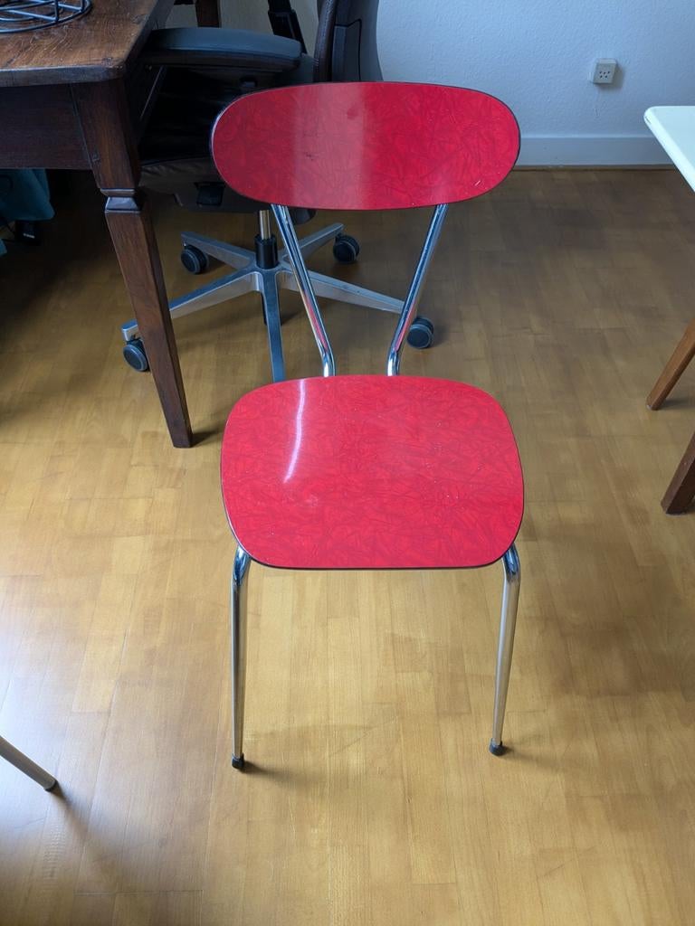Rode formica stoel, Huis en Inrichting, 1 kruk, Ophalen, Gebruikt, 60 tot 90 cm