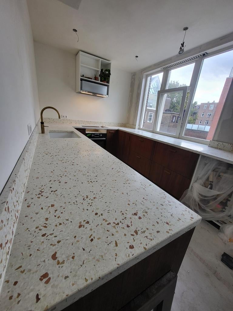 Terrazzo & Betonnen aanrecht barbladen, toonbanken enz., Crème, 200 cm of meer, Nieuw, Ophalen of Verzenden