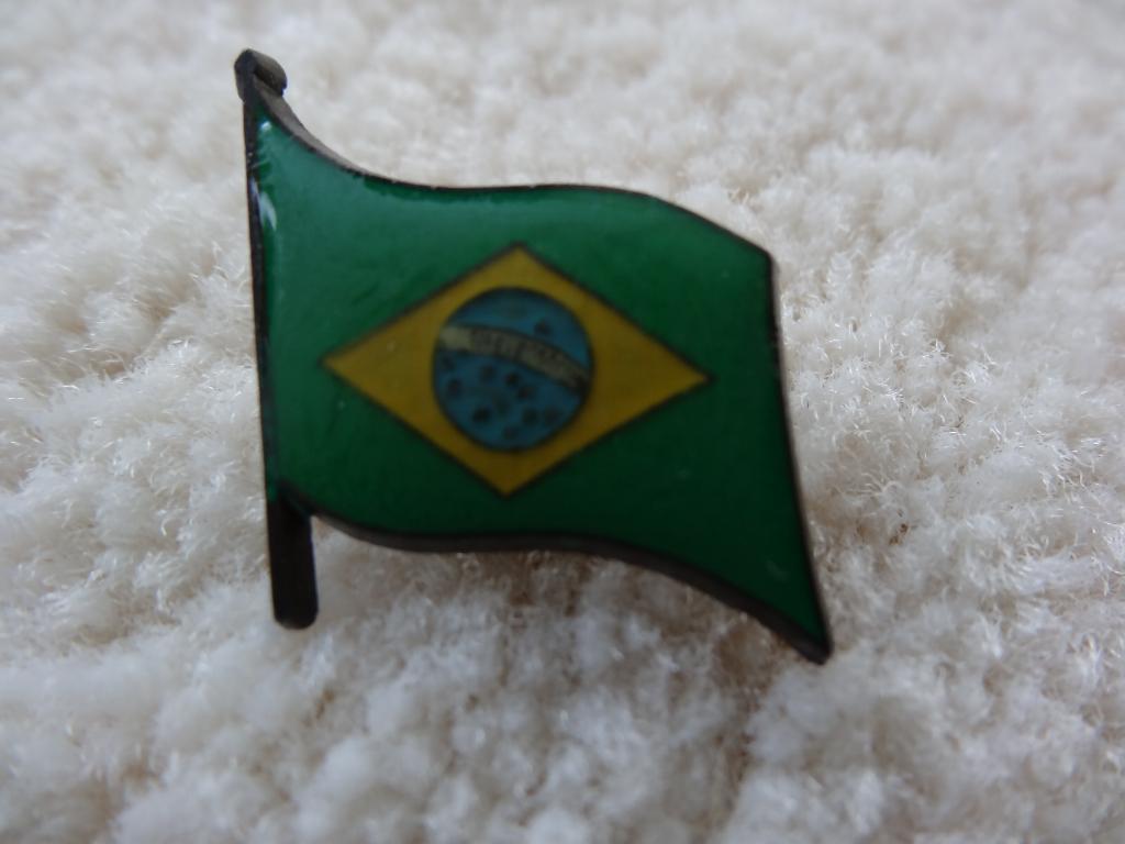 BMW Braziliaanse vlag Corvette Motul Bel Ray pin speldje, Verzamelen, Speldjes, Pins en Buttons, Nieuw, Speldje of Pin, Merk, Ophalen of Verzenden