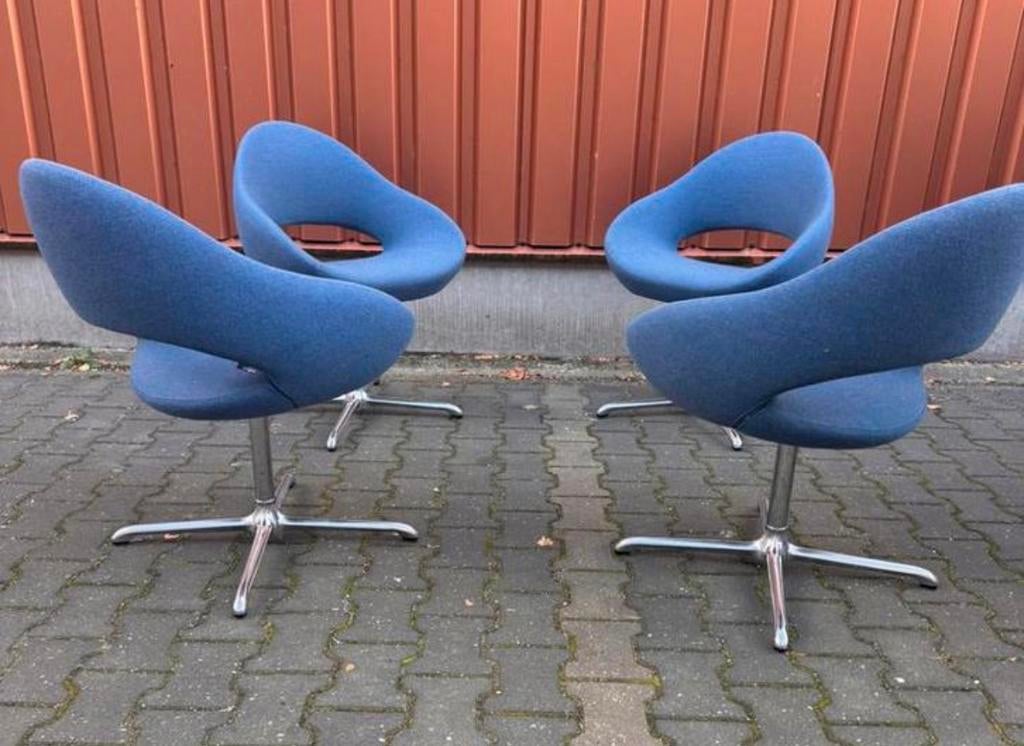 Artifort Shark stoel (nog 2x) van Rene Holten, Ophalen, Luxe design, Twee, Blauw