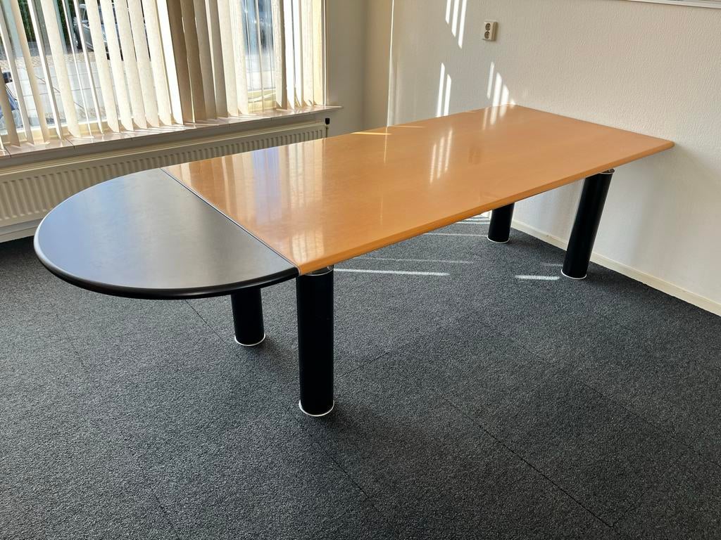 Kantoormeubilair: Kast, Spreektafel, Bureau, Ophalen, Gebruikt