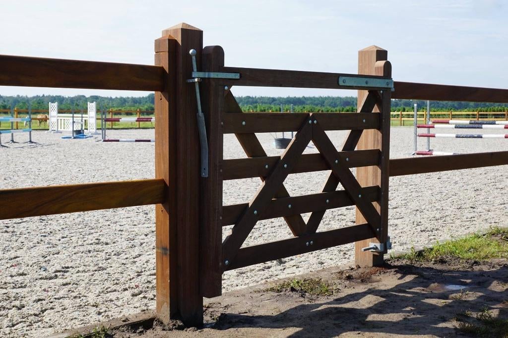 Poort, Poorten, Weidepoort, Tuinpoort, Toegangspoort, Tuin en Terras, Tuinhekken en Hekwerk, Met poort, Sales@veldomheiningen.nl