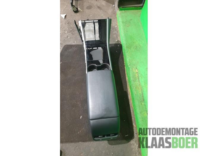 Middenconsoles van een Tesla Model 3, Gebruikt, -, Overige automerken, -