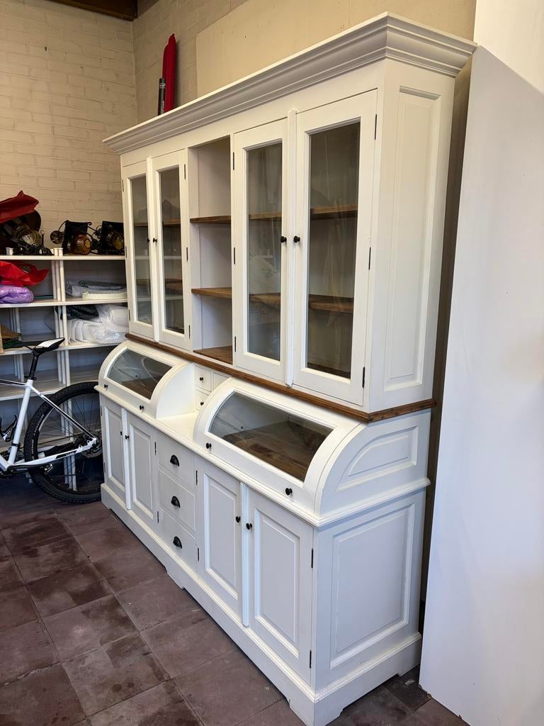 Witte buffetkast koloniaal met geslepen glas, Huis en Inrichting, Ophalen, Gebruikt, Met lade(s), 150 tot 200 cm