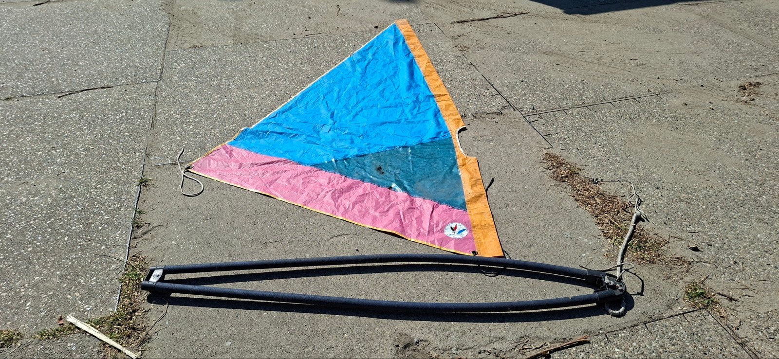 Windsurfzeil 2,75m hoog met giek 1,75m lang, Ophalen, Gebruikt, Zeil