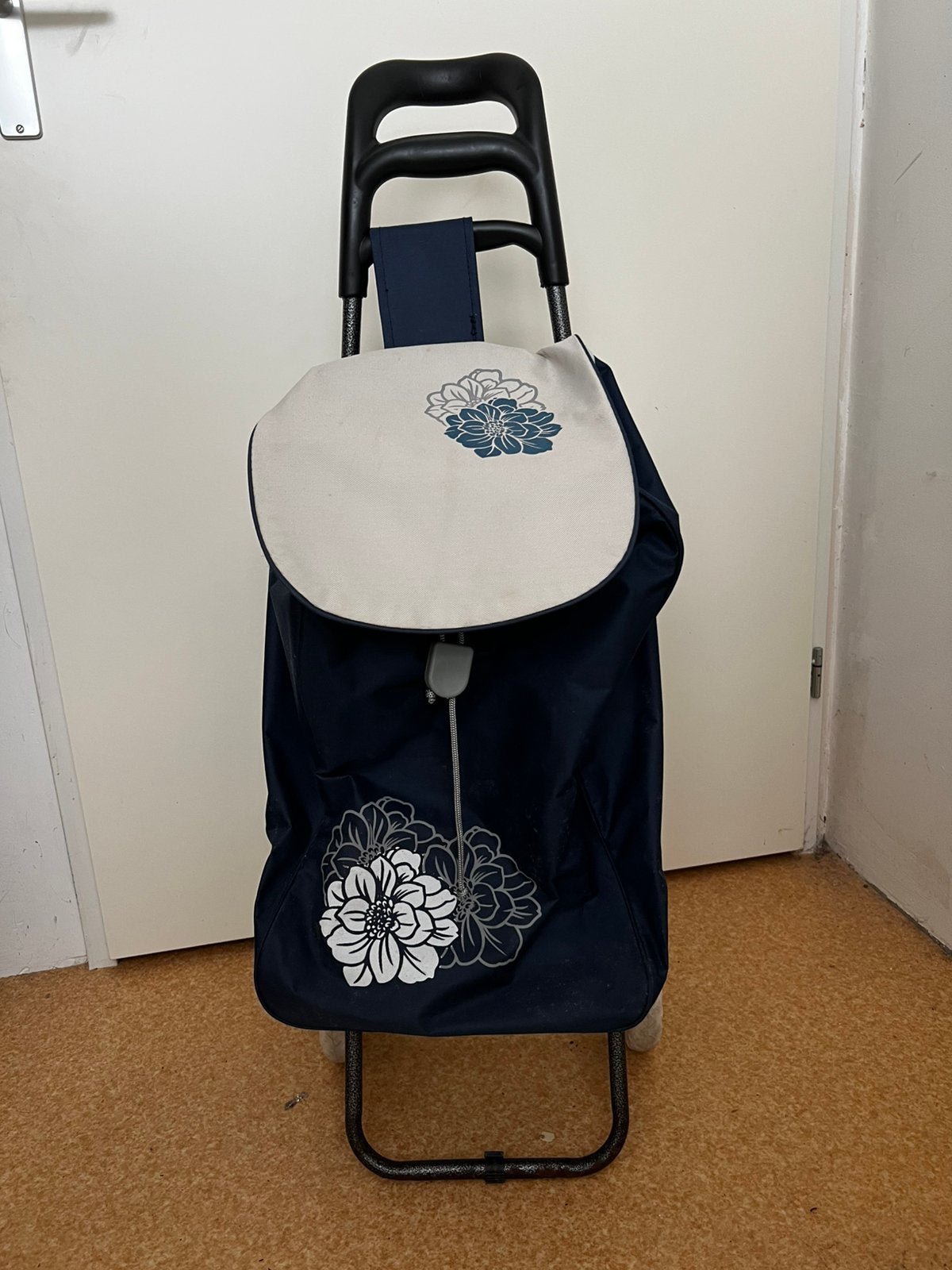 Boodschappenkar, Ophalen, Gebruikt, Blauw, 30 cm of meer