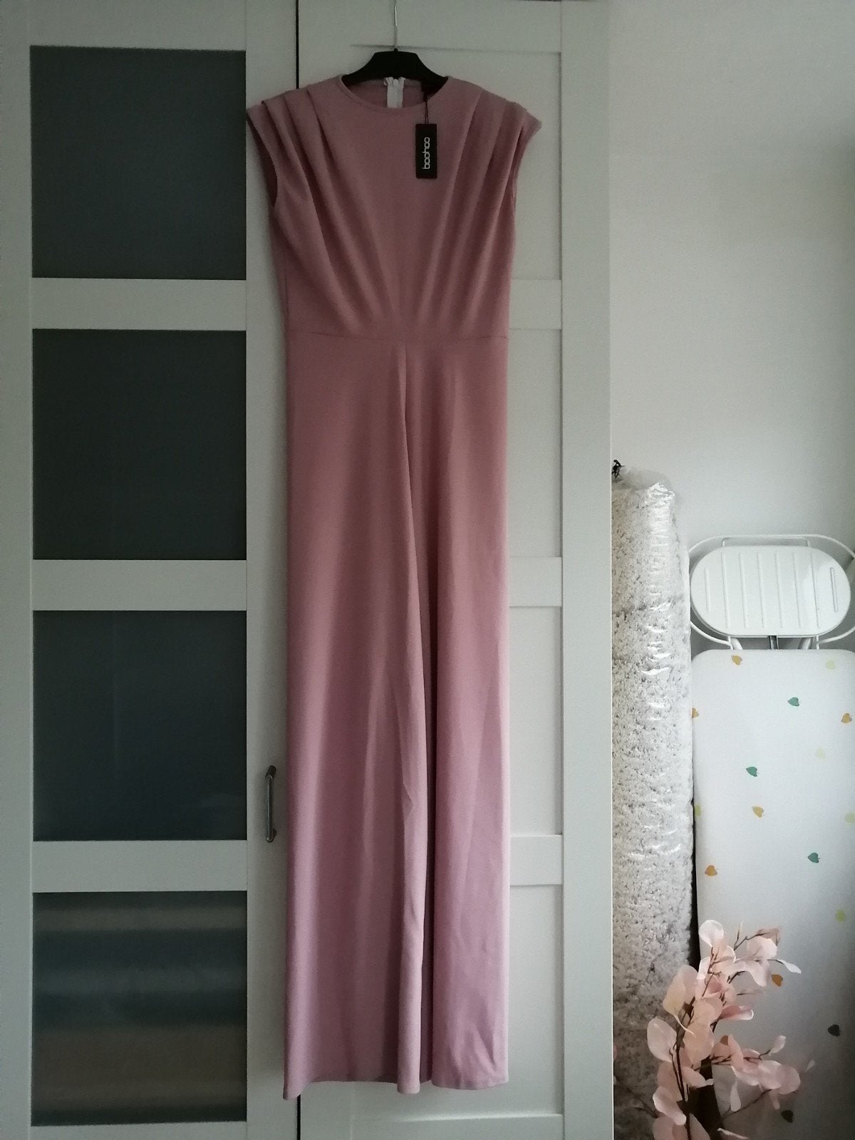 Boohoo jumpsuit in Mauve/oud roze, Ophalen, Boohoo, Nieuw, Roze