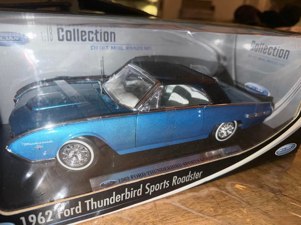 Welly 1/18 Ford Thunderbird Sports Roadster - Nieuw in doos, D, Auto, Nieuw, Ophalen of Verzenden