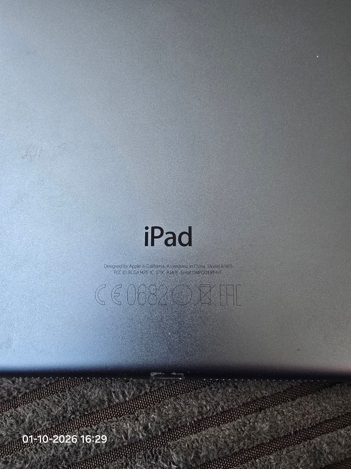 Foto 4 van Apple iPad Air (1e gen) 16GB Wi-Fi - Zo goed als nieuw