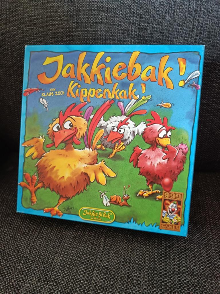 Jakkiebak! Kippenkak! Bordspel - Leuk voor kinderen!, Een of twee spelers, Ophalen of Verzenden, Zo goed als nieuw, 999 Games