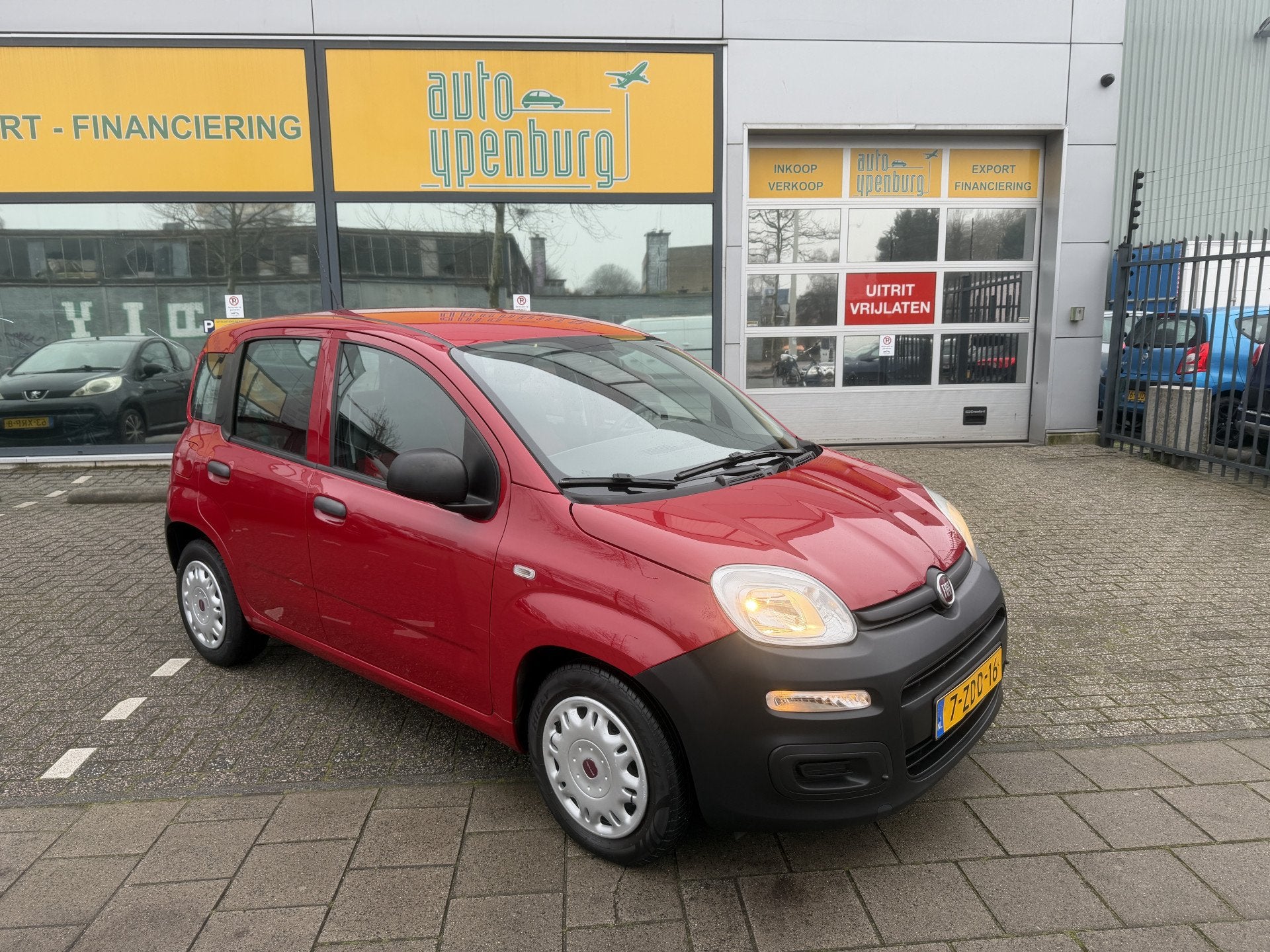 Fiat Panda 0.9 TwinAir Panda * 93.519 Km * 5 Deurs * NIEUWST, Voorwielaandrijving, Dealer onderhouden, Stof, Gebruikt