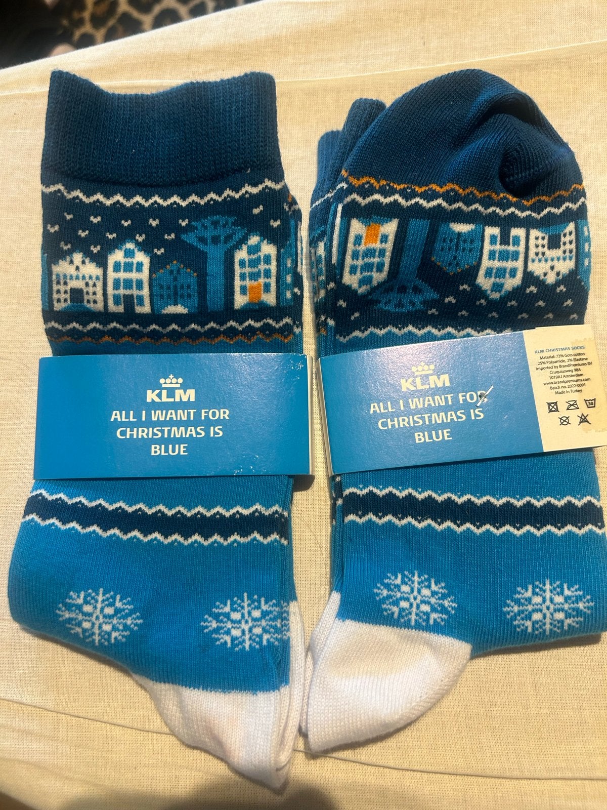 2 paar KLM kerstsokken maat 38/40 - All I want for Christmas, Sokken en Kniesokken, Blauw, Nieuw, Ophalen of Verzenden