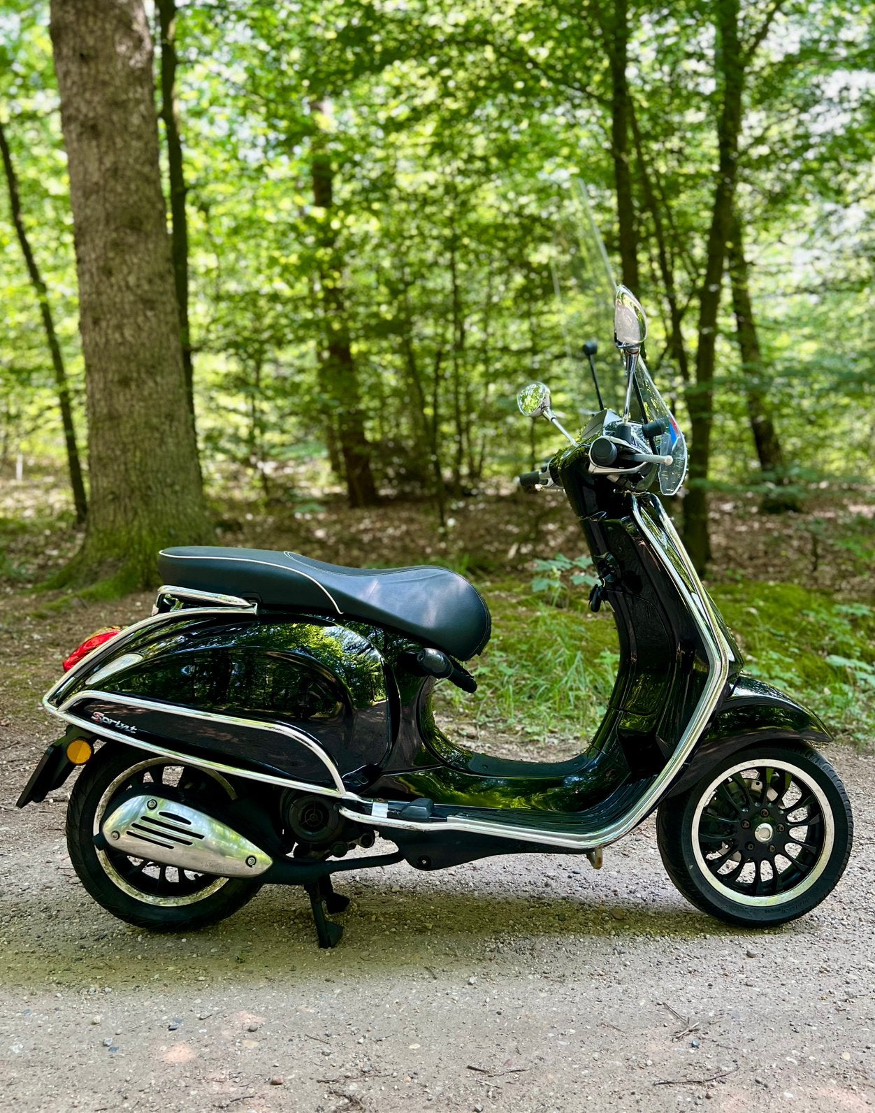 Vespa Sprint 50cc 2017 4T 2V - Glans Zwart, Fietsen en Brommers, Scooters | Vespa, Ophalen, Gebruikt, Benzine, 50 cc