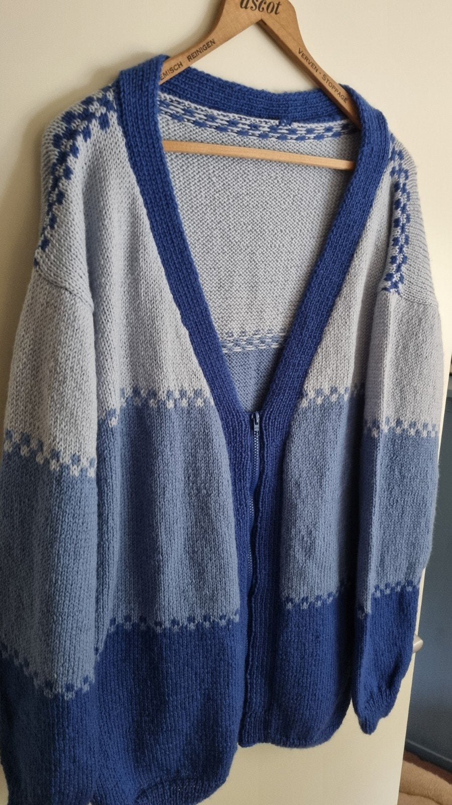 XL vest handgemaakt helemaal Nieuw 100 % katoen
Is een maat, Ophalen of Verzenden, Nieuw, Maat 46/48 (XL) of groter