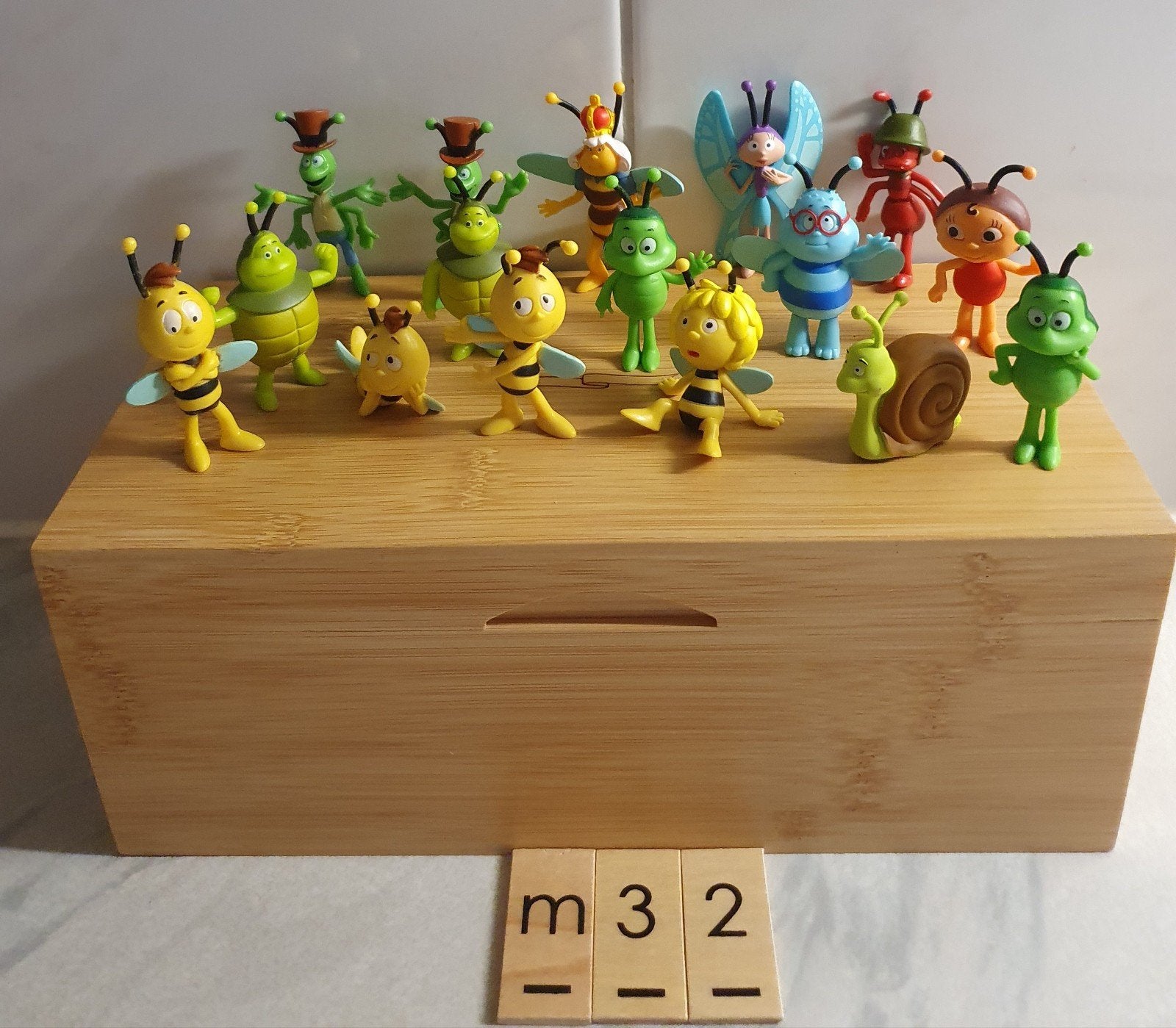 Maya de Bij, poppetjes,  figuurtjes,  16 verschillende,, Ophalen of Verzenden, Zo goed als nieuw