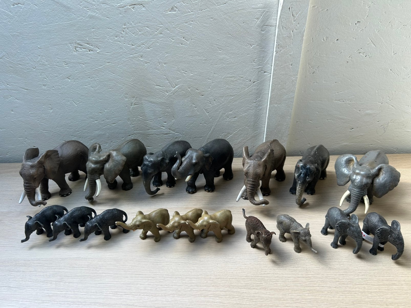 Schleich olifanten, Ophalen of Verzenden, Zo goed als nieuw, Wild dier, Beeldje of Figuurtje
