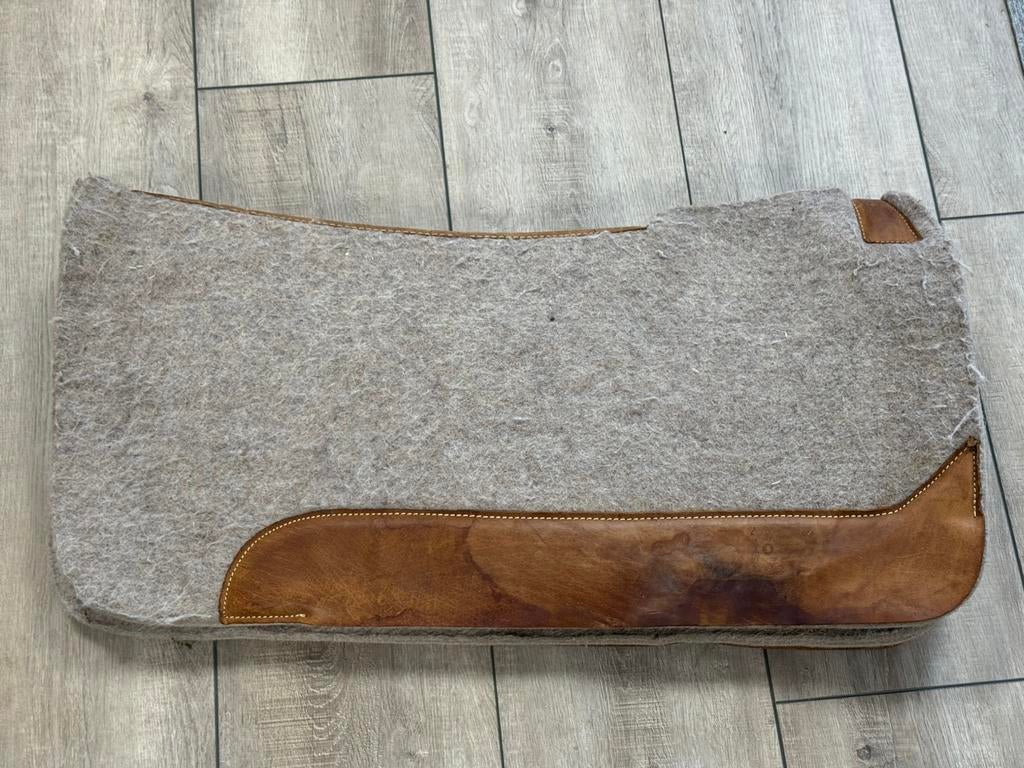 Vilt / wol western pad, Full (L), Gebruikt, Ophalen of Verzenden, Beige