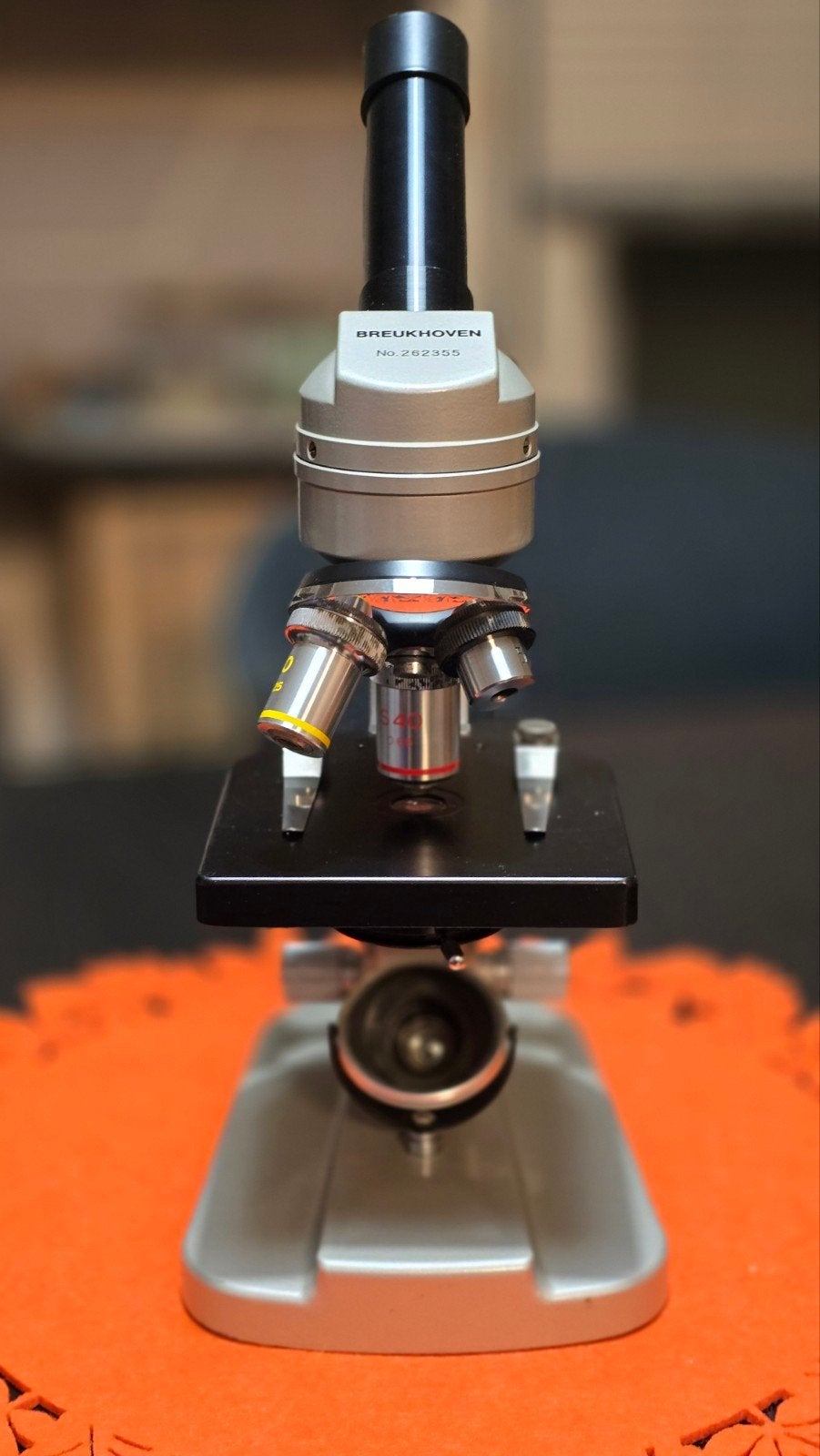 Breukhoven Microscoop + 3 Oculairen & 3 Objectieven, Ophalen of Verzenden, Gebruikt, Minder dan 400x, Biologische microscoop