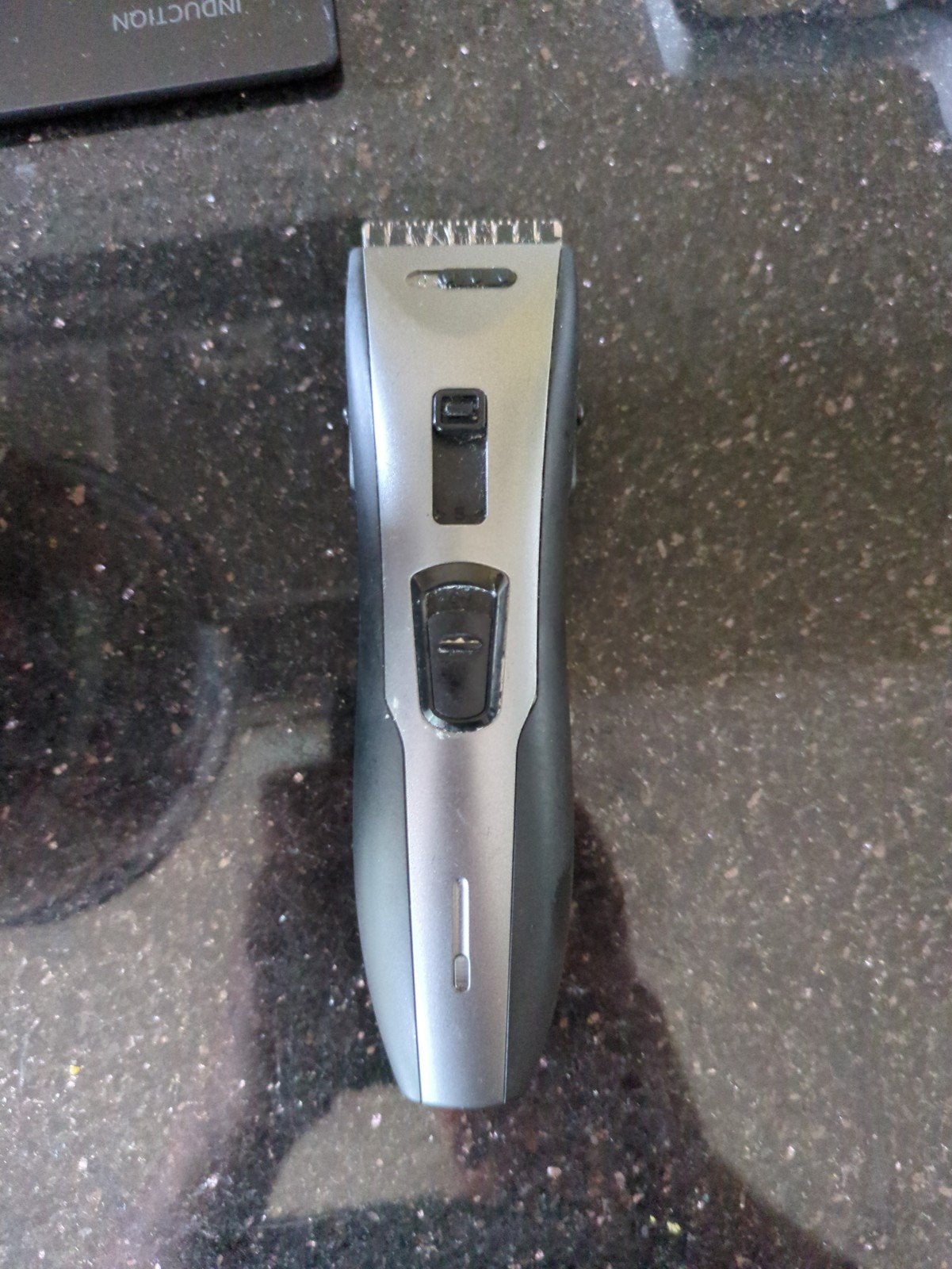 Baardtrimmer met oplader en opzetstukken, Ophalen, Gebruikt, Scheren en Epileren