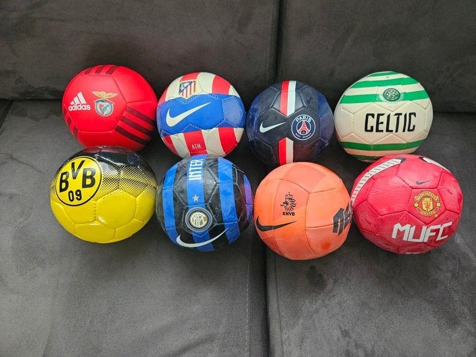 8x Mini Voetbal Nike Adidas PSG Inter Atletico Celtic, Ophalen of Verzenden, Gebruikt, Bal