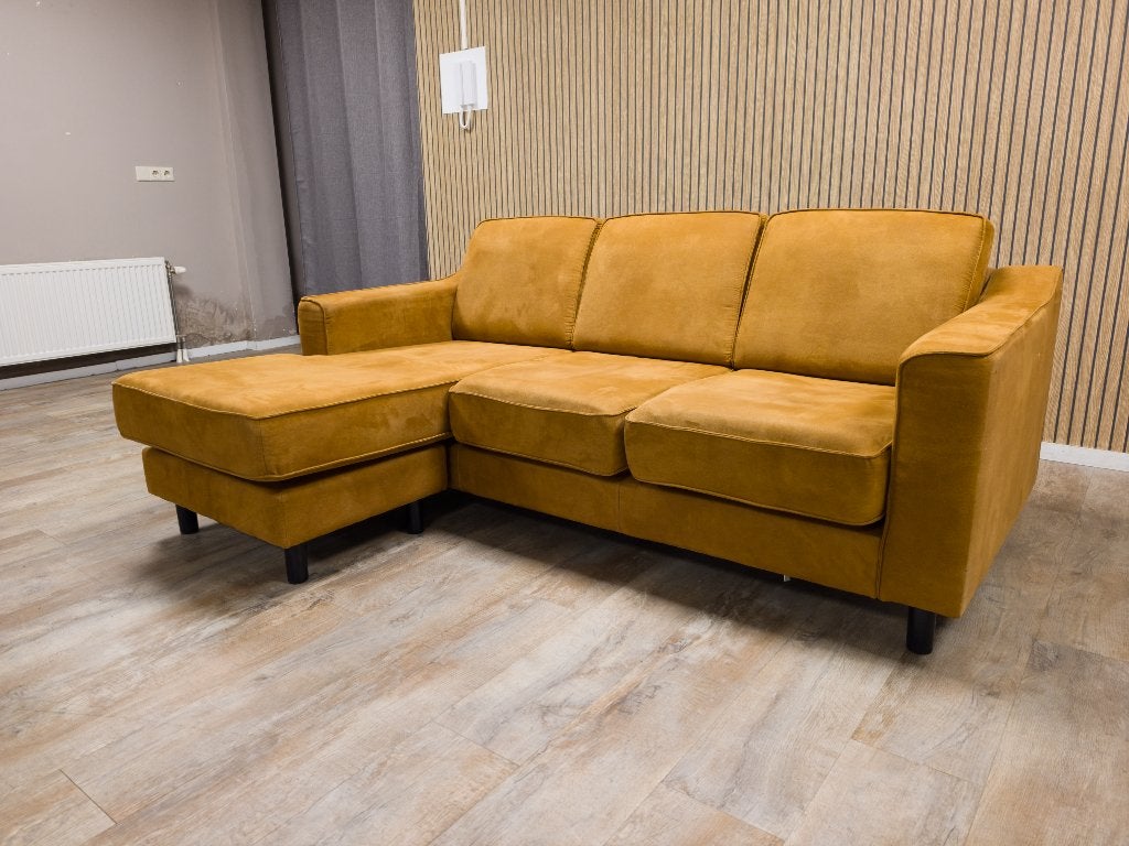 ZGAN Kleine Cognac Hoekbank - TOPSTAAT !!!, Info@banxtel.nl, 3194DC, 125 tot 150 cm, 150 tot 200 cm