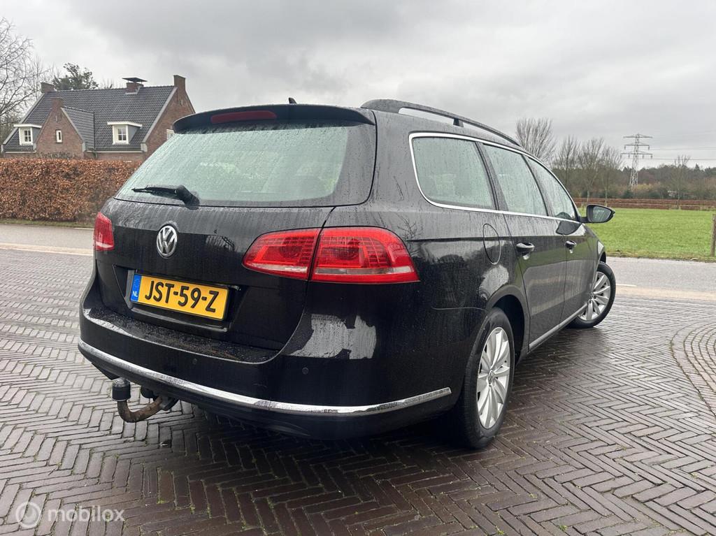 Volkswagen Passat 1.4 TSI Highline DSG Trekhaak LED✅, Auto's, Volkswagen, Stof, Gebruikt, Zwart, 4 cilinders