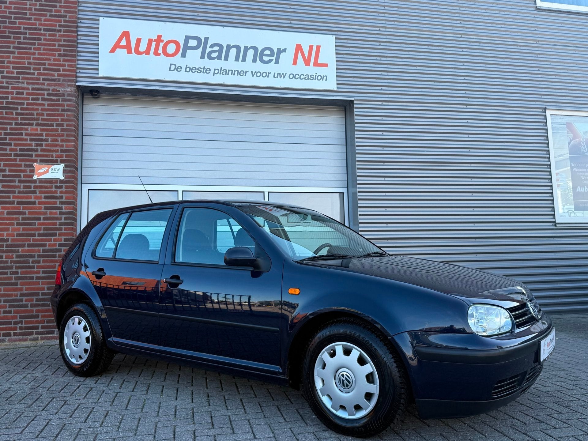 Volkswagen Golf IV 1.6! 5-Drs! Automaat! Airco! Lage kmstand, Stof, Gebruikt, Zwart, 4 cilinders