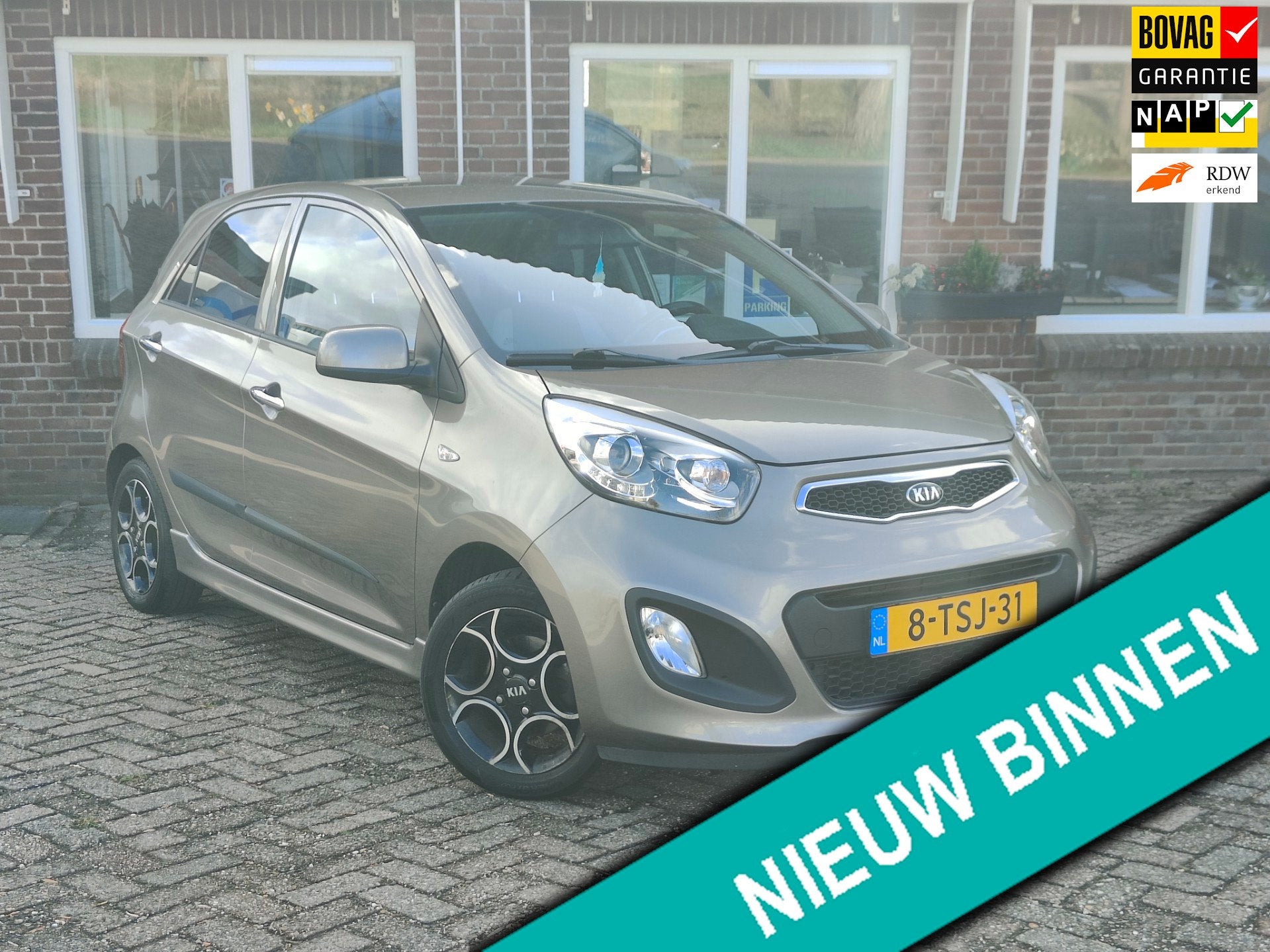 Kia Picanto 1.2 CVVT World Cup Ed. Airco Cruise LMV - RIJKLA, Auto's, Voorwielaandrijving, Euro 5, 86 pk, Gebruikt