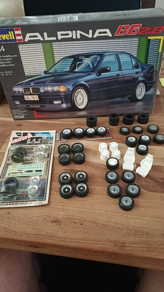 BMW ALPINA 1/24 en Veel velgen BBS, ALPINA, Zender, Ophalen of Verzenden, Gebruikt, Overige merken