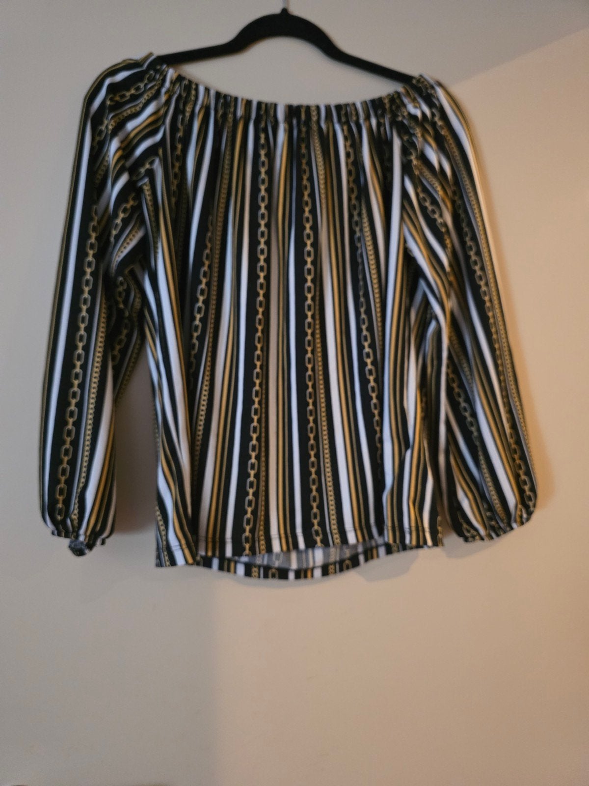 Off-shoulder top met kettingprint - Maat L, Kleding | Dames, Meerkleurig, Maat 42/44 (L), Ophalen of Verzenden, Zo goed als nieuw
