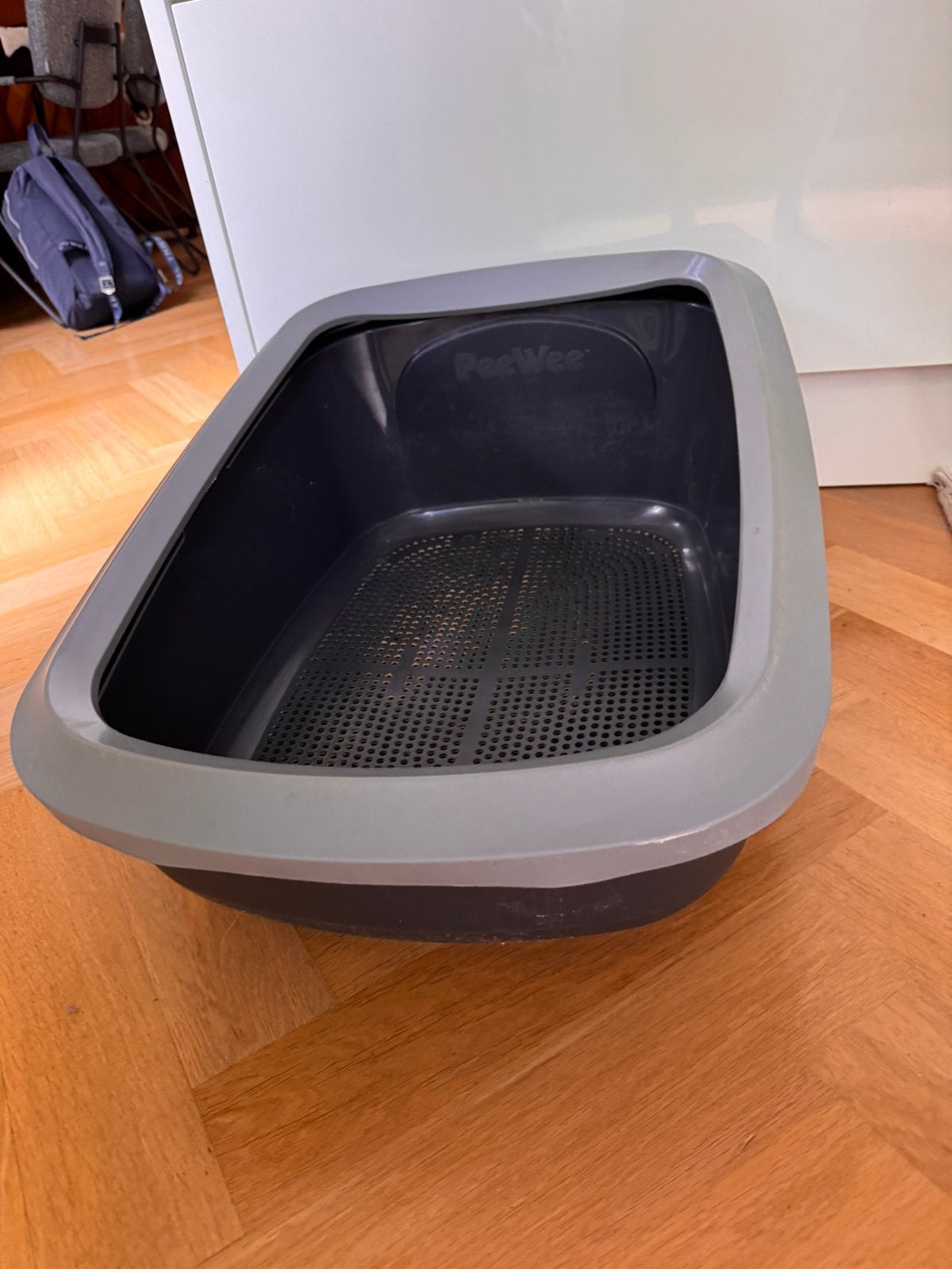 Peewee XL kattenbak met korrels en zakken, Poes