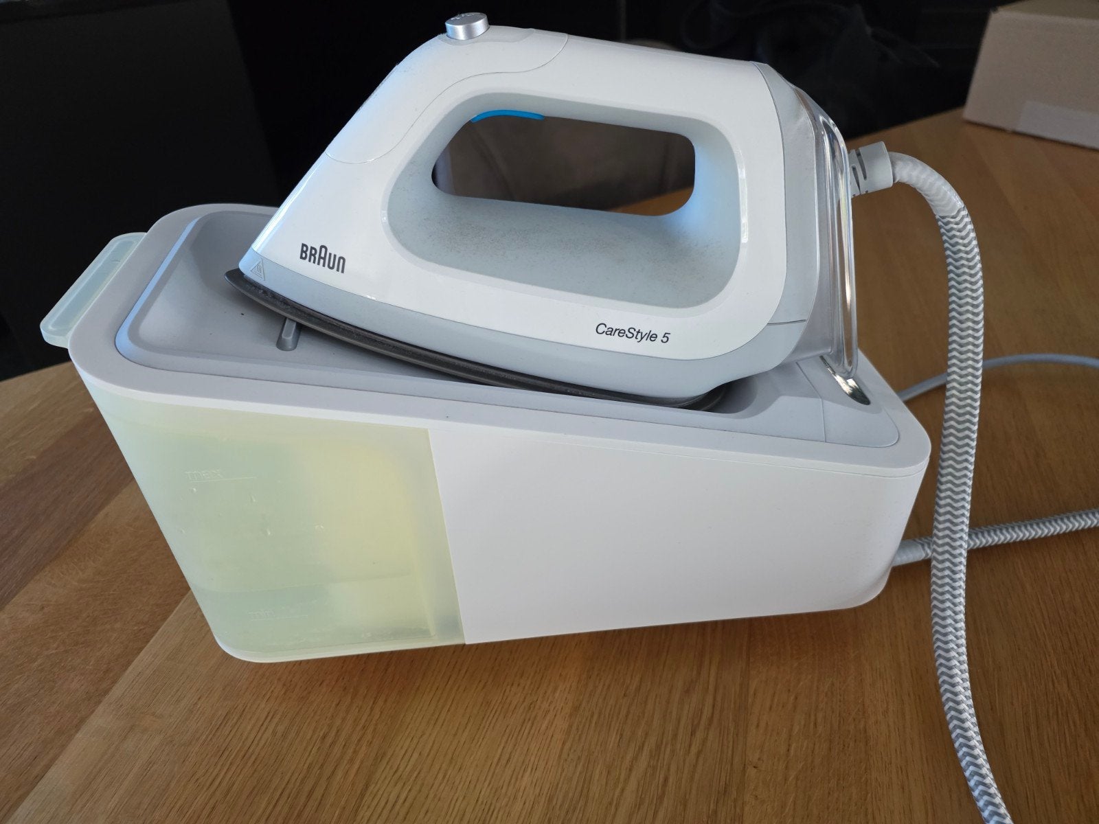 Braun CareStyle 5 iCare Tec stoomgenerator strijkijzer, Witgoed en Apparatuur, Strijkijzers en Strijkplanken, Ophalen, Zo goed als nieuw