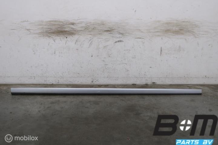 Side skirt rechts Audi A1 8X FL LZ7G 8XA853860, Gebruikt