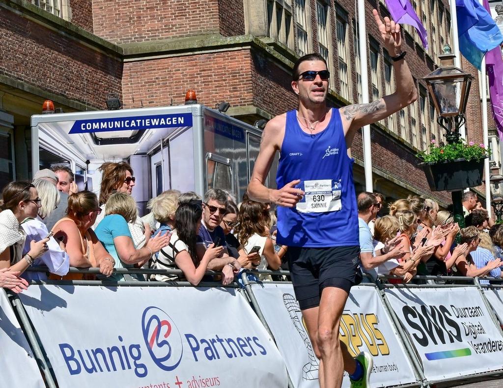 Ticket halve marathon - Leiden Marathon, Sport en Fitness, Loopsport en Atletiek, Overige merken, Overige typen, Ophalen of Verzenden