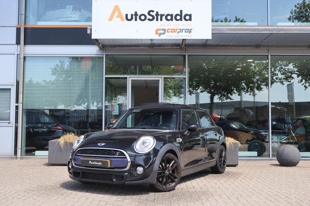 Mini Mini 2.0 COOPER S 192PK 5 DEURS I Pano I Stoelverwarmin, Auto's, Mini, 1998 cc, 1195 kg, Gebruikt, Met garantie (alle)