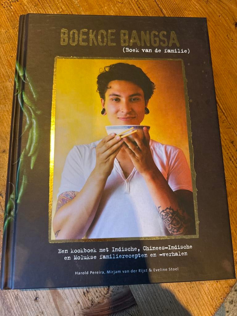 Boekoe Bangsa: Indische, Chinees-Indische & Molukse recepten, Boeken, Ophalen of Verzenden, Zo goed als nieuw, Azië en Oosters